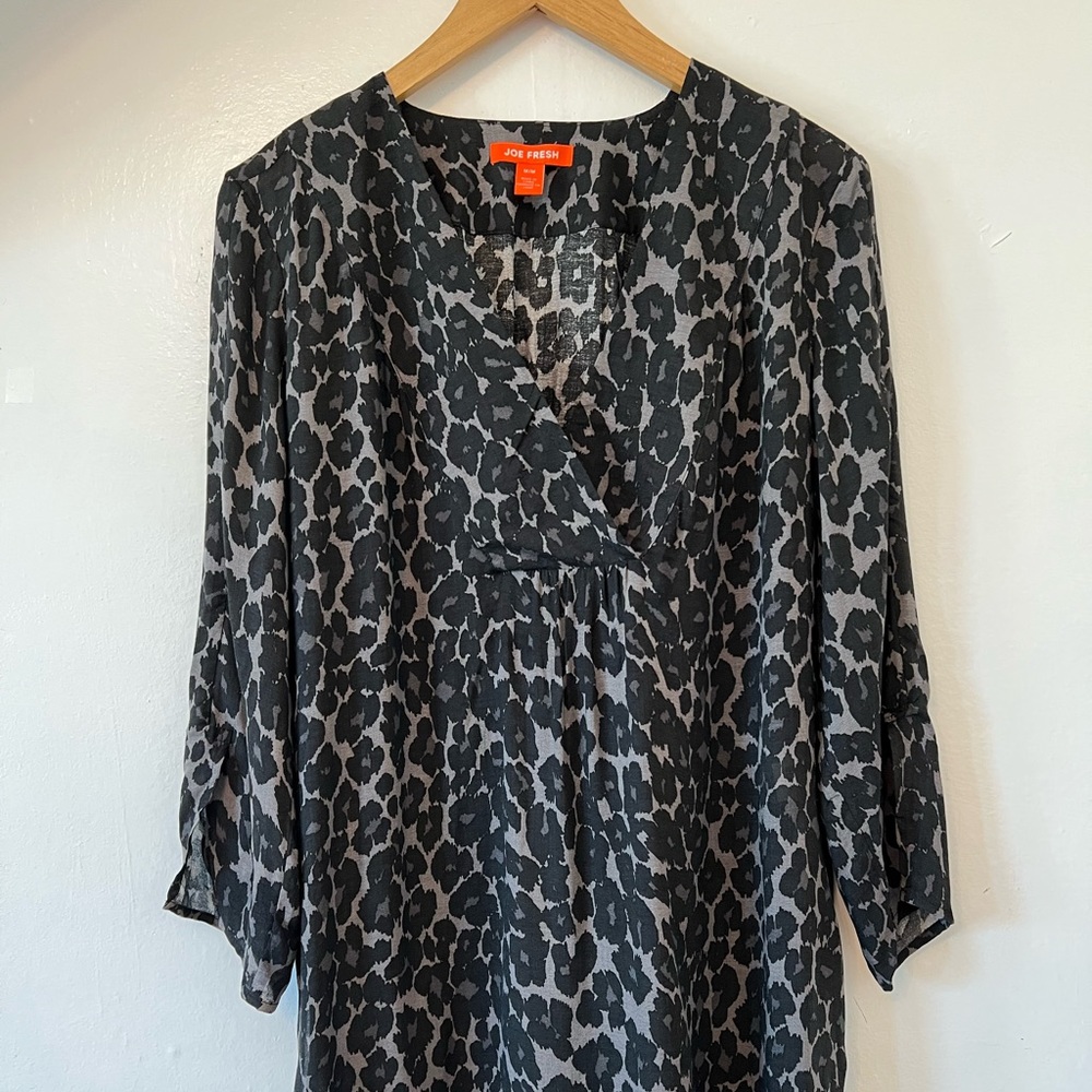 Joe Fresh Black/Gray Leopard Print Tunic Med - image 1